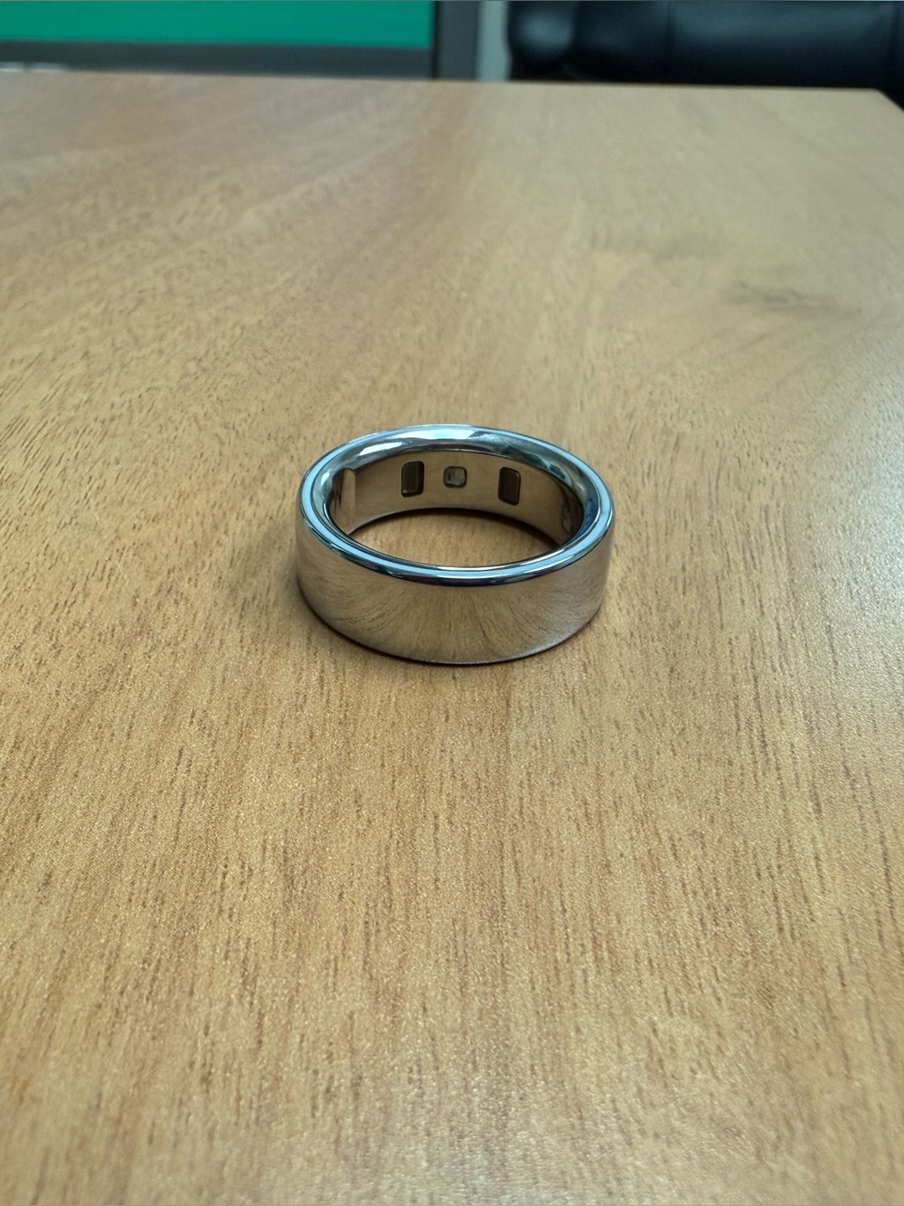 Silver Oura Ring 4- Size 10 with silicone covers
